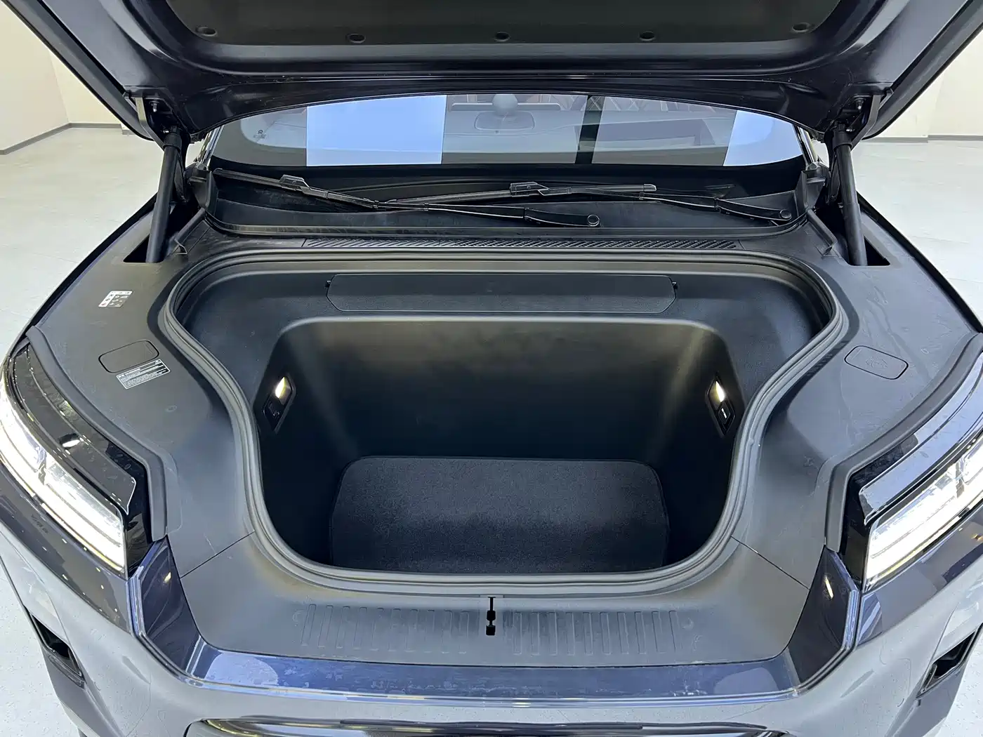 NIO ES8 2025 2025 Base Model