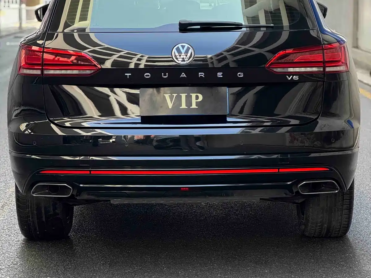 Volkswagen Touareg 2019 3.0TSI Sharp Edge Edition China VI фото 4