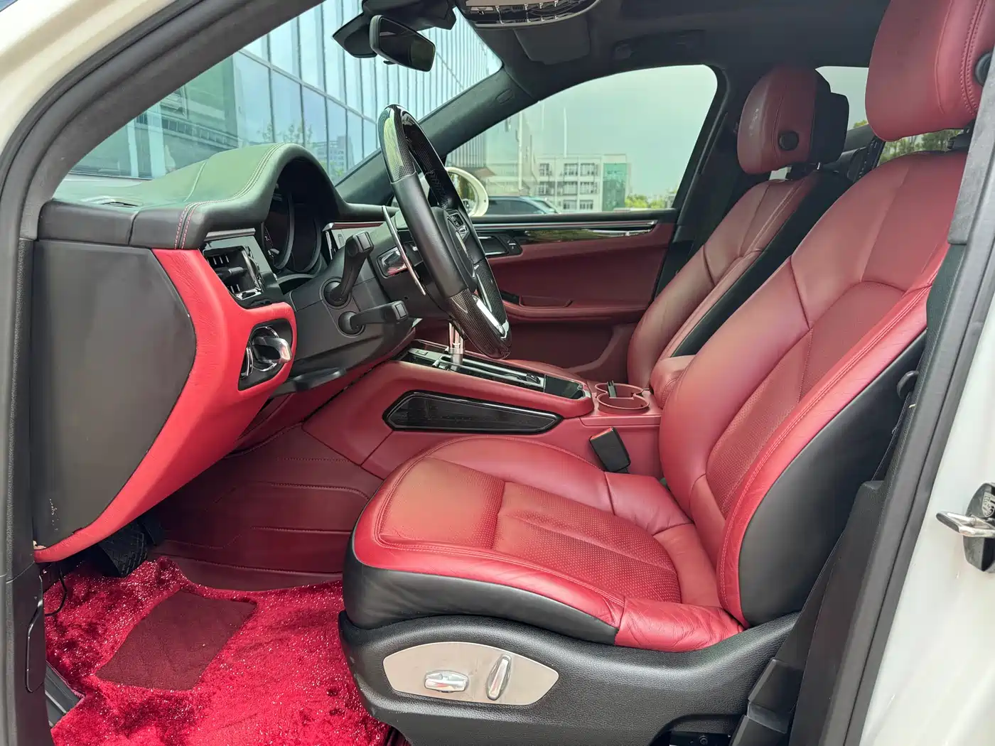 Porsche Macan 2018 Macan 2.0T фото 7
