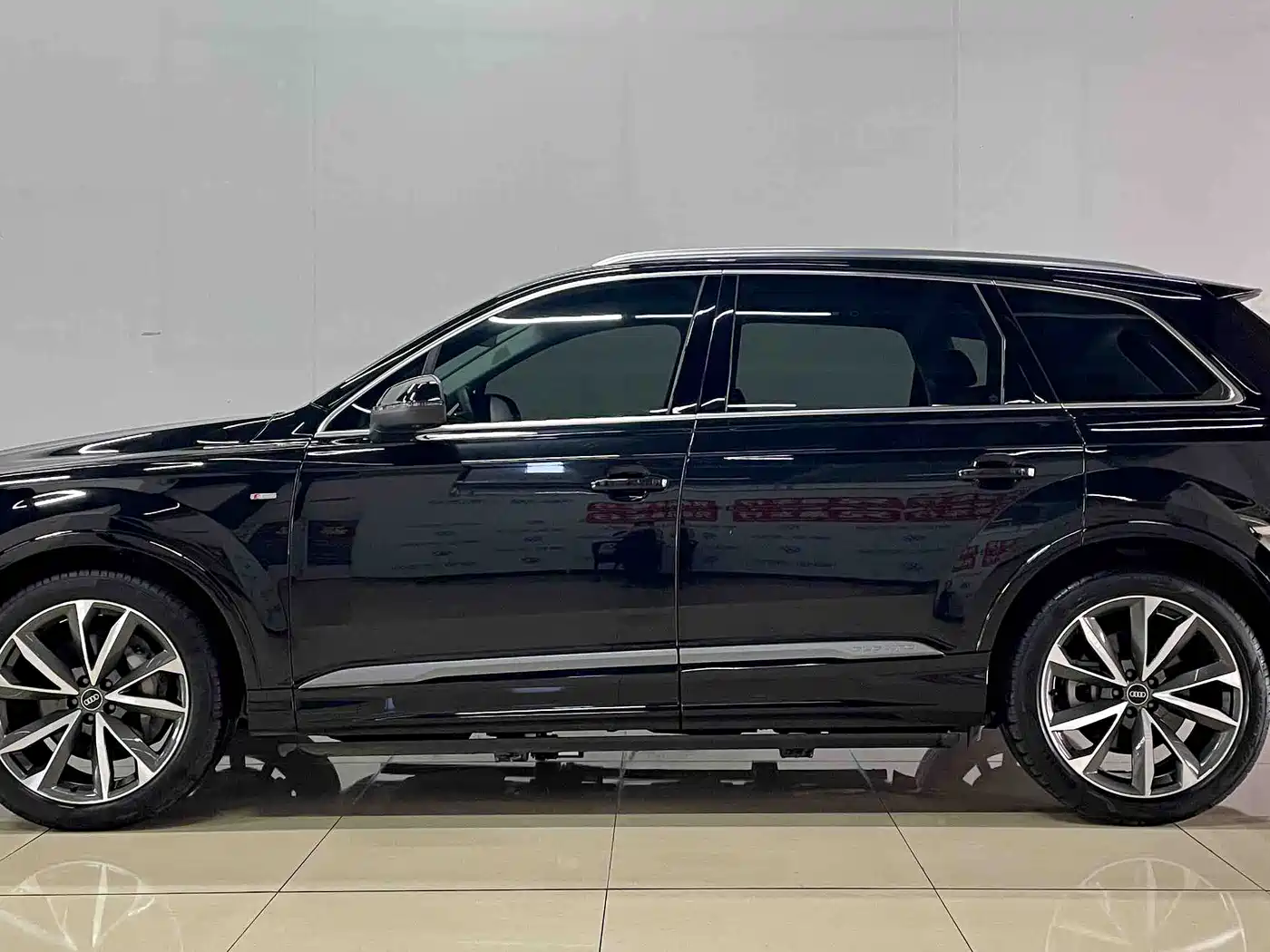 Audi Q7 2022 55 TFSI quattro S line Sport фото 7