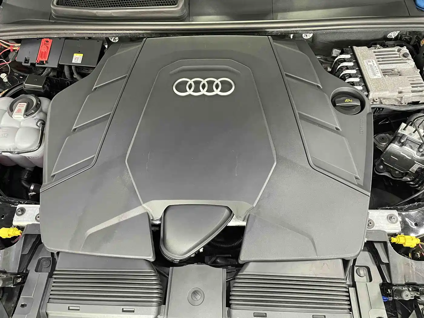 Audi Q7 2022 55 TFSI quattro S line Sport фото 16