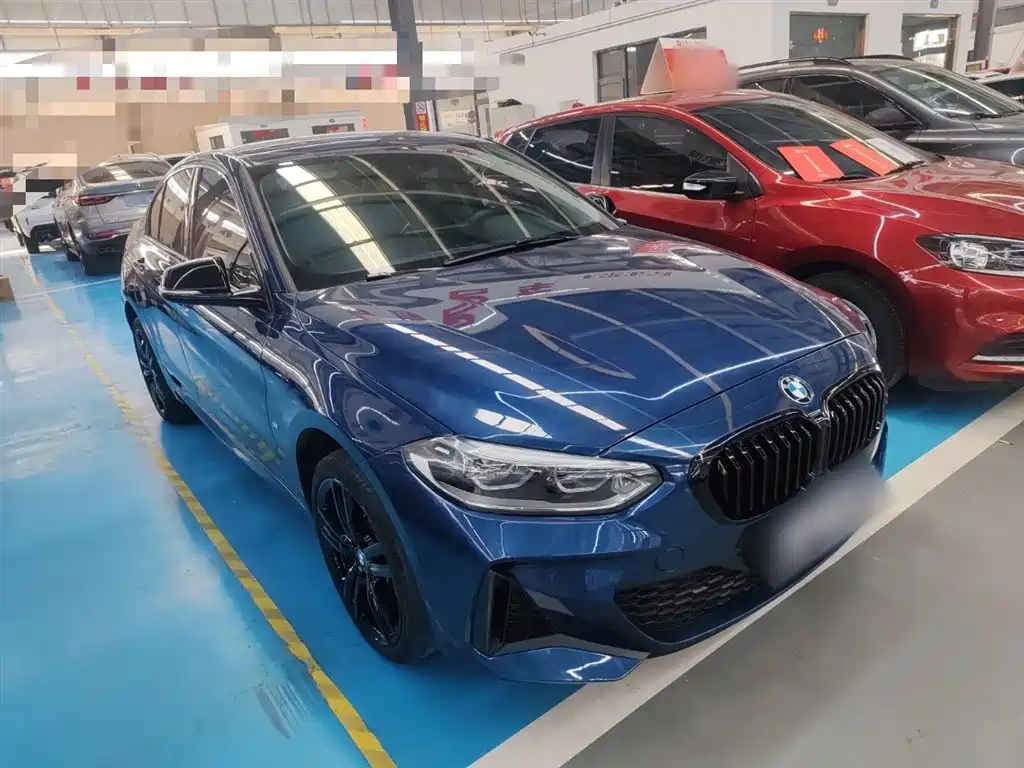 BMW 1 Series 2022 125i M Sport Shadow Edition фото 23