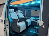صورة 9 - Toyota HIACE