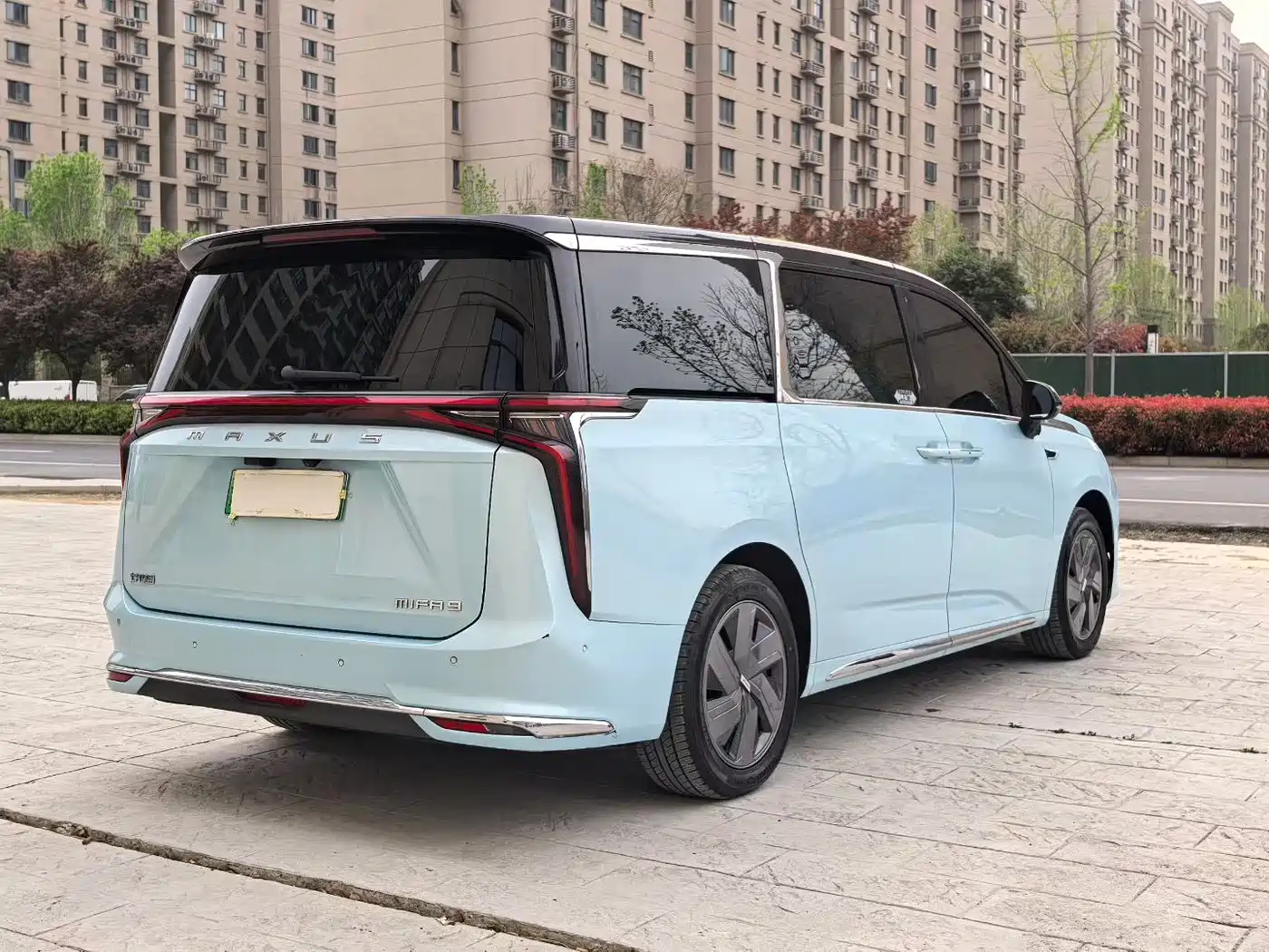 SAIC MAXUS EVERYONE 9