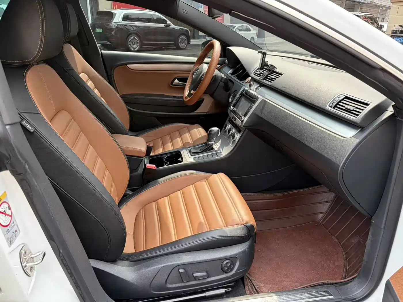 Volkswagen FAW-Volkswagen CC 2015 1.8TSI Luxury фото 9