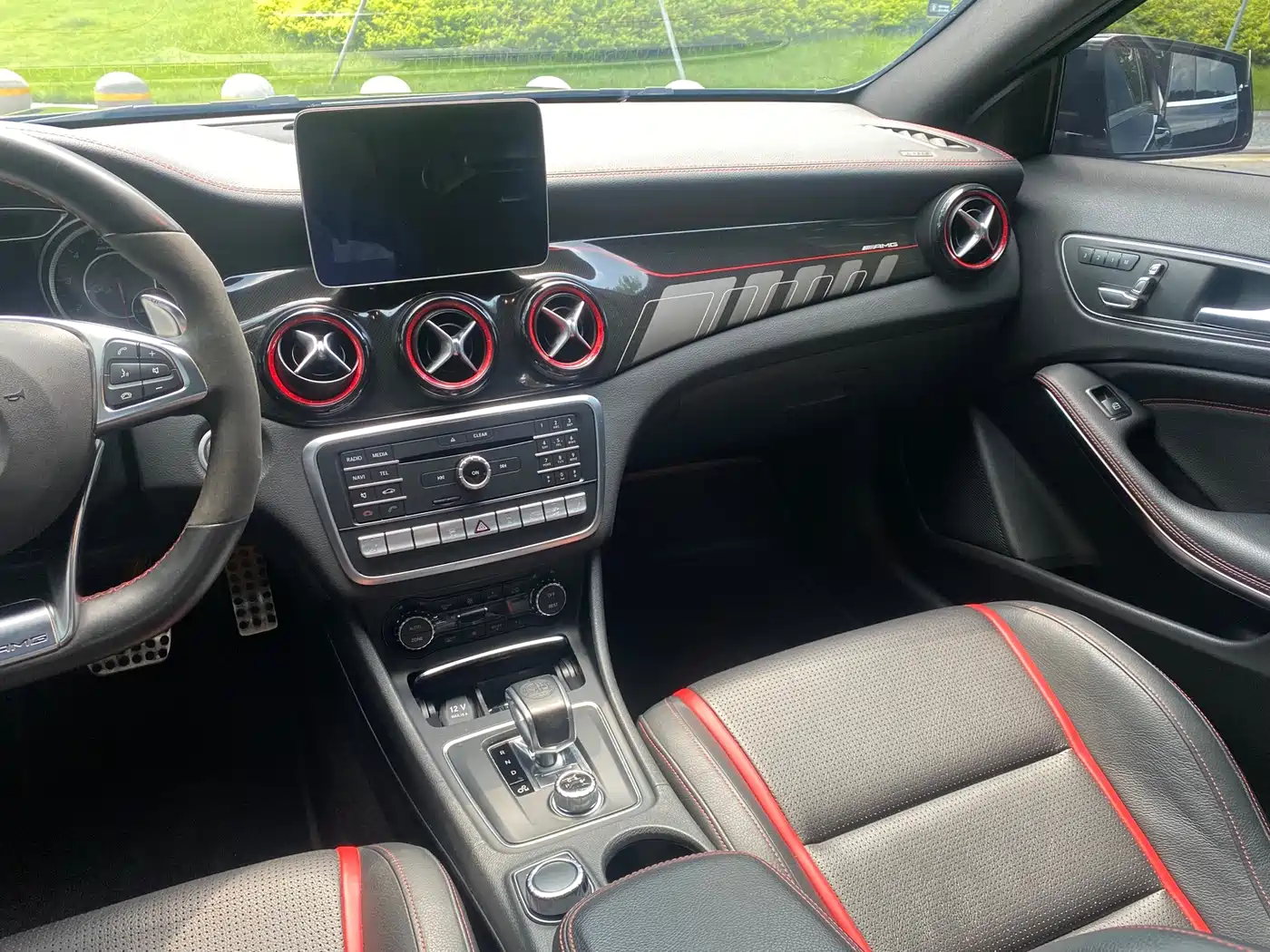 Mercedes-Benz GLA AMG 2020 2017 AMG GLA 45 4MATIC