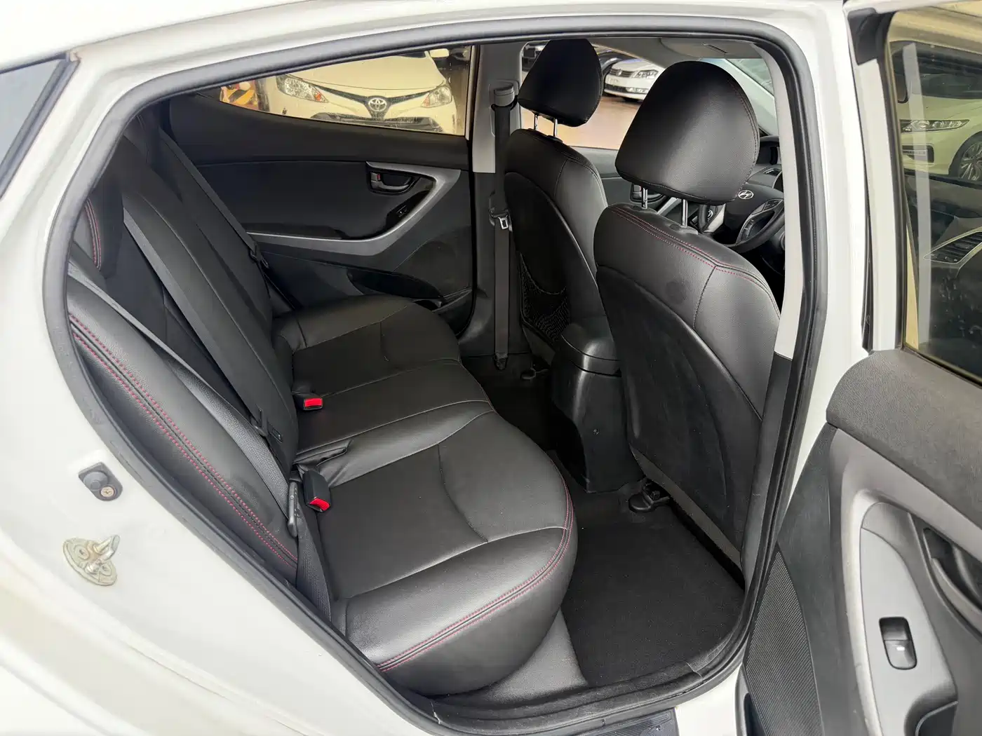 Hyundai Langdong 2016 1.6L Automatic Smart Edition фото 16