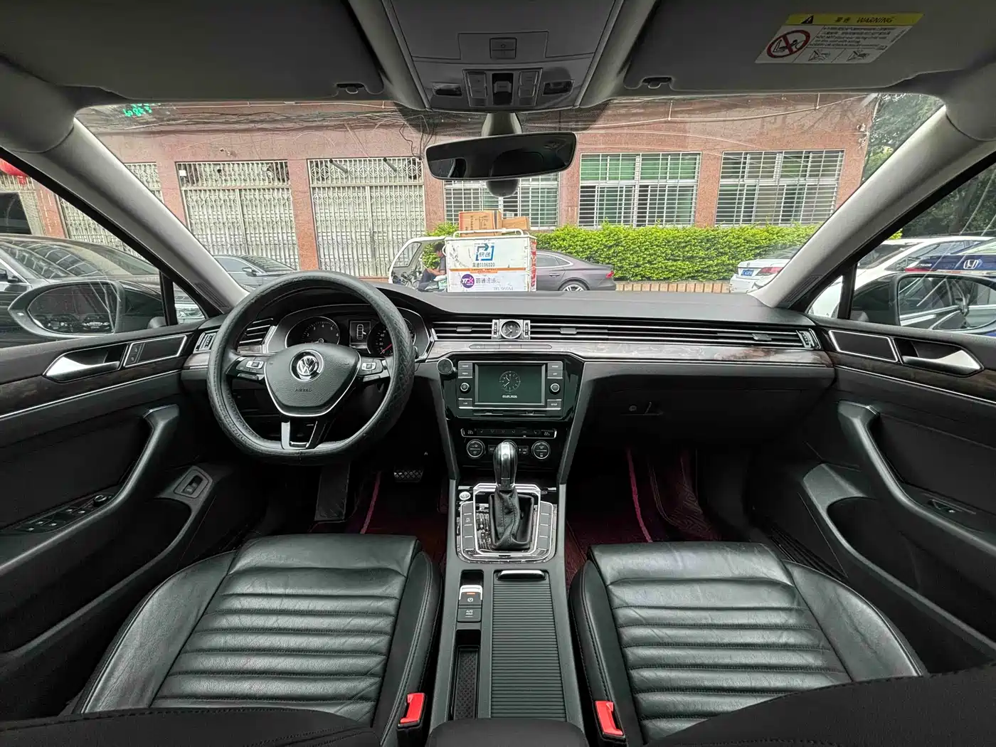 Volkswagen Magotan 2018 Facelift 330TSI DSG Luxury фото 11