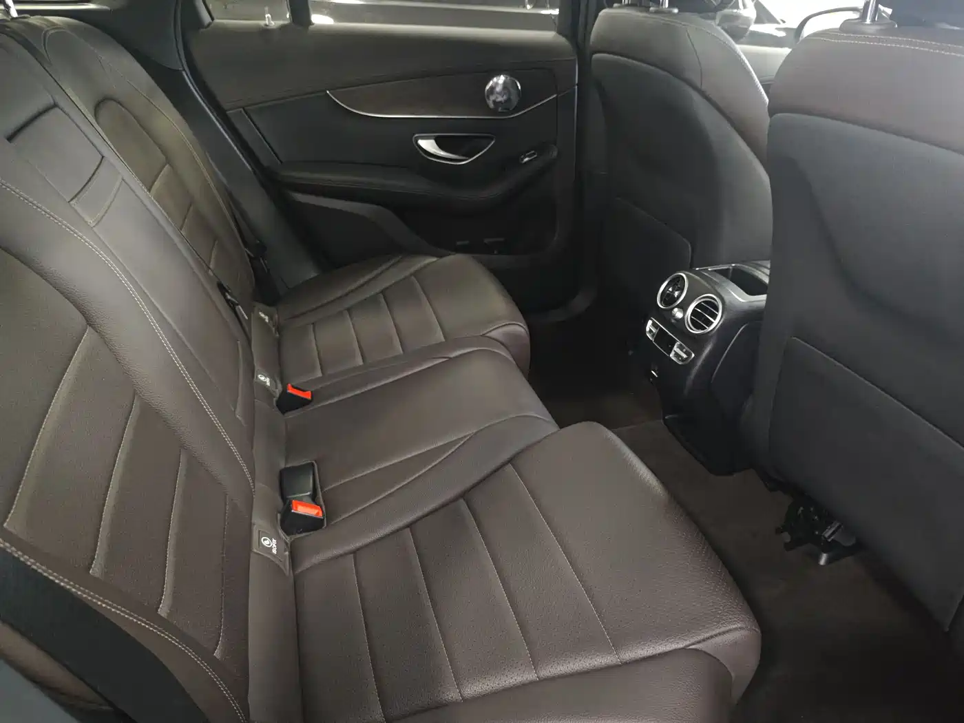 Mercedes-Benz GLC 2021 GLC 260 L 4MATIC Luxury фото 5