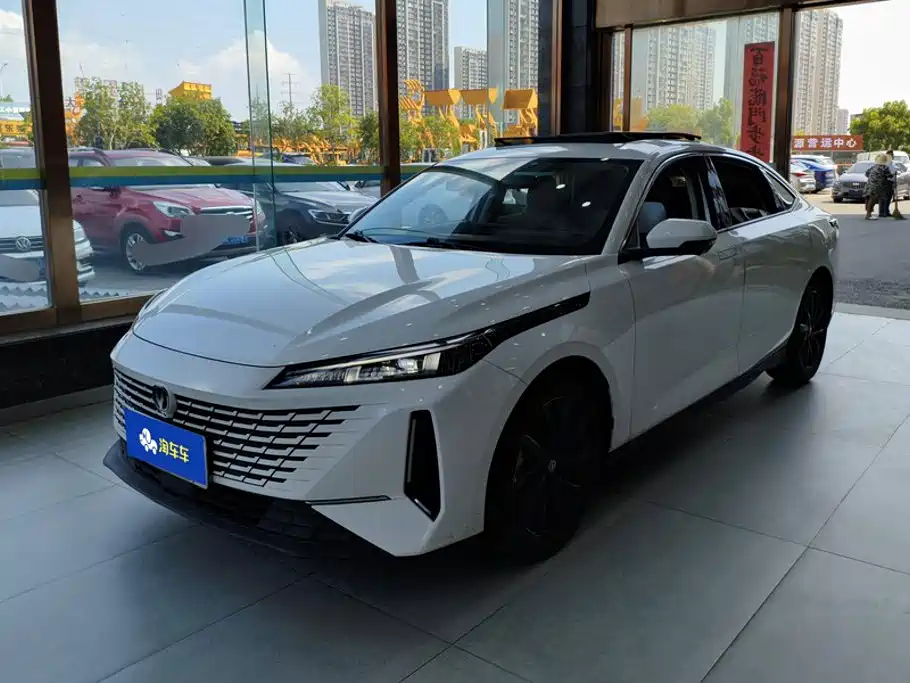 Changan Yida 2023 2023 Blue Whale NE 1.5T GDI DCT Pilot