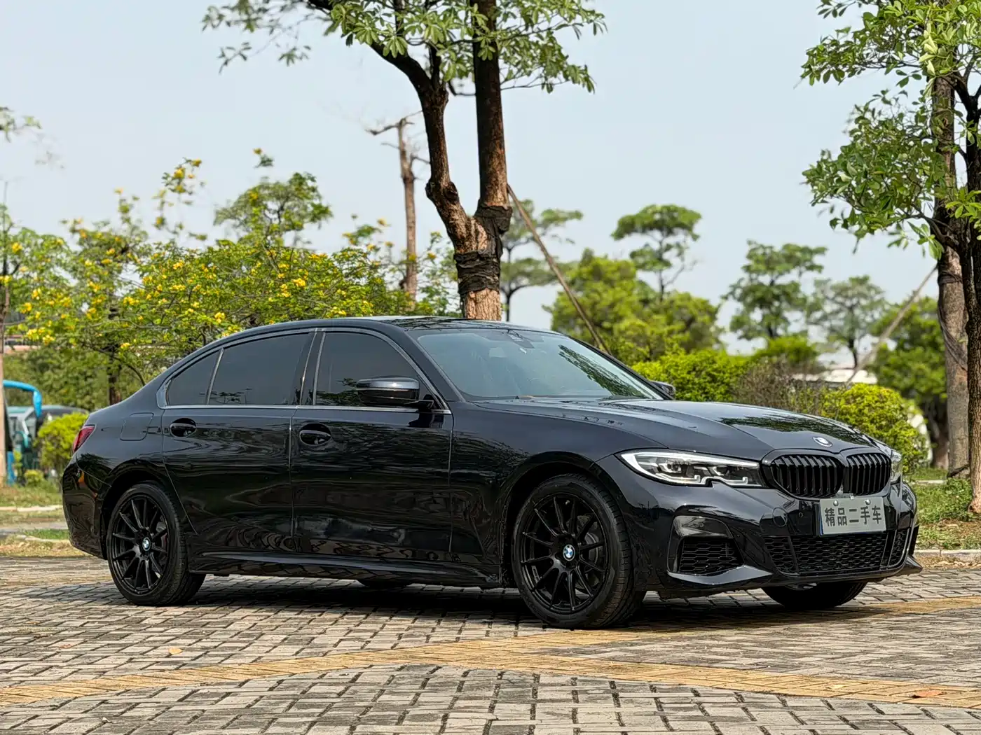 BMW 3-SERIES