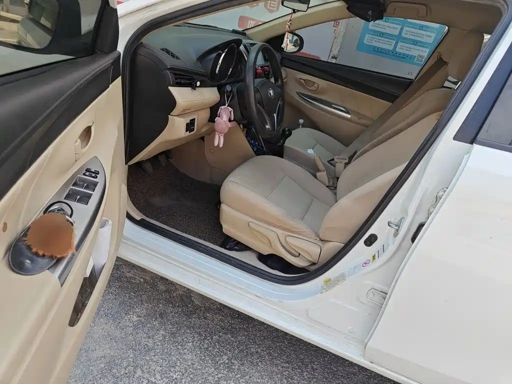 Toyota YARiS L Zhi Xuan 2014 2014 1.5G Manual Dynamic Edition