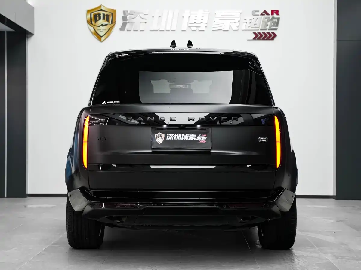 Land Rover Range Rover 2023 3.0 L6 400PS Genesis Extended Version фото 12