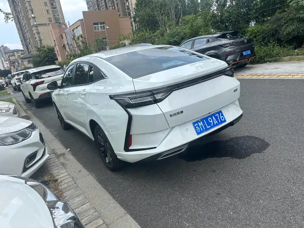Dongfeng Aeolus Yixuan 2025 2025 1.5L Auto Luxury