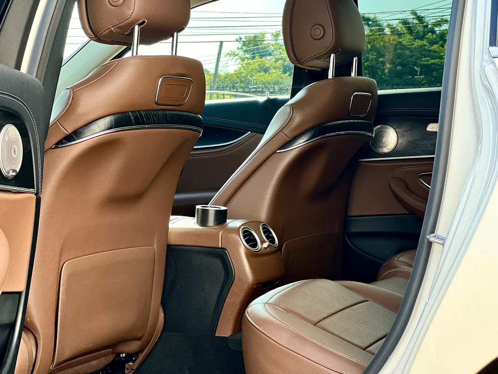 Фото 6 - Mercedes-Benz E-Class