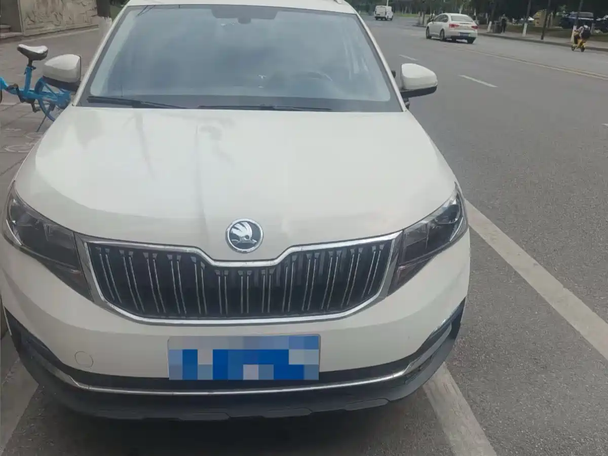 Škoda Kamiq 2021 1.5L Auto Comfort Edition фото 2