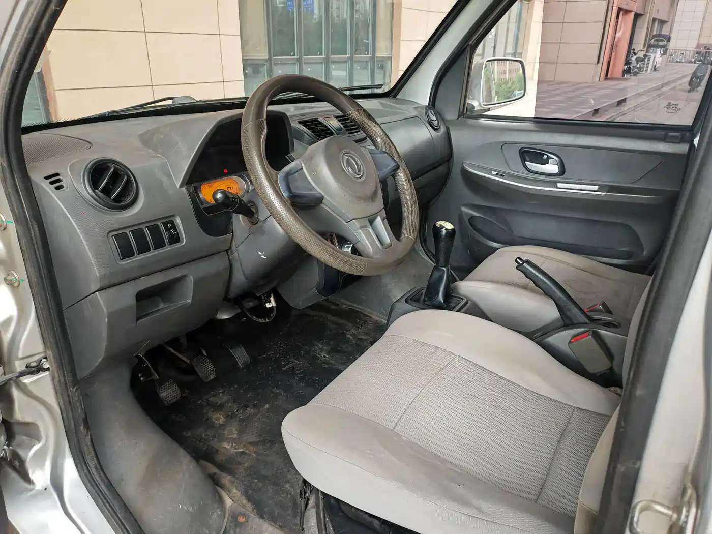 Dongfeng Xiaokang C51 2020 2020 1.5L Standard China VI DK15