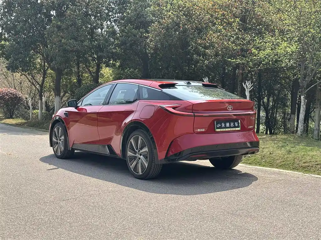 Toyota bZ5 2025 630 PRO Smart Drive Edition фото 13