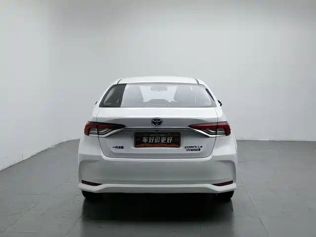 Toyota Corolla 2019 Hybrid 1.8L E-CVT GL-i Elite Edition — фото 4