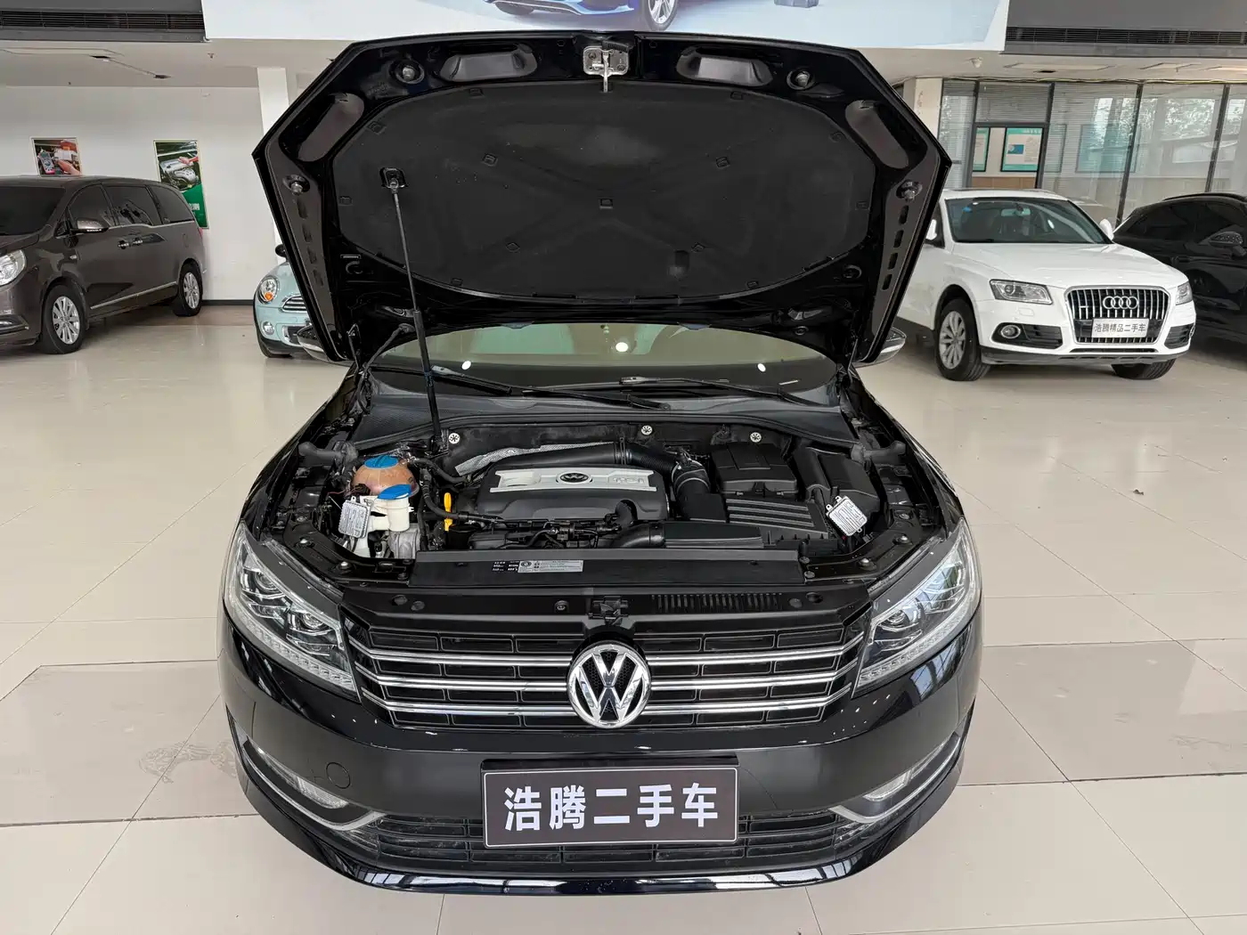 Volkswagen Passat 2014 1.8TSI DSG Luxury Edition фото 16