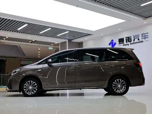 Buick GL8 2023 Model Land Business Class Smart — фото 3