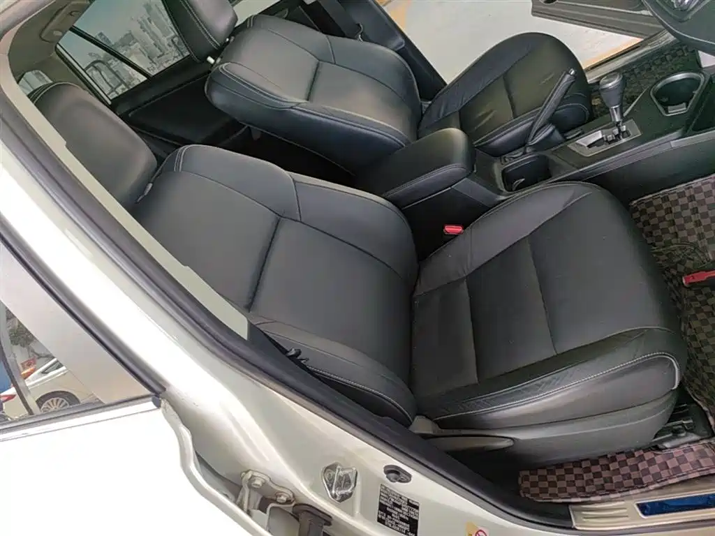Toyota RAV4 Rongfang 2016 2.0L CVT 2WD Smart (China V) фото 25