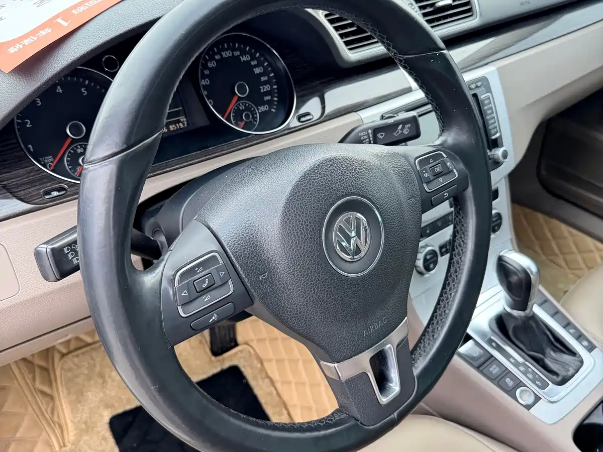 Volkswagen Magotan 2012 Facelift 2.0TSI Supreme фото 11