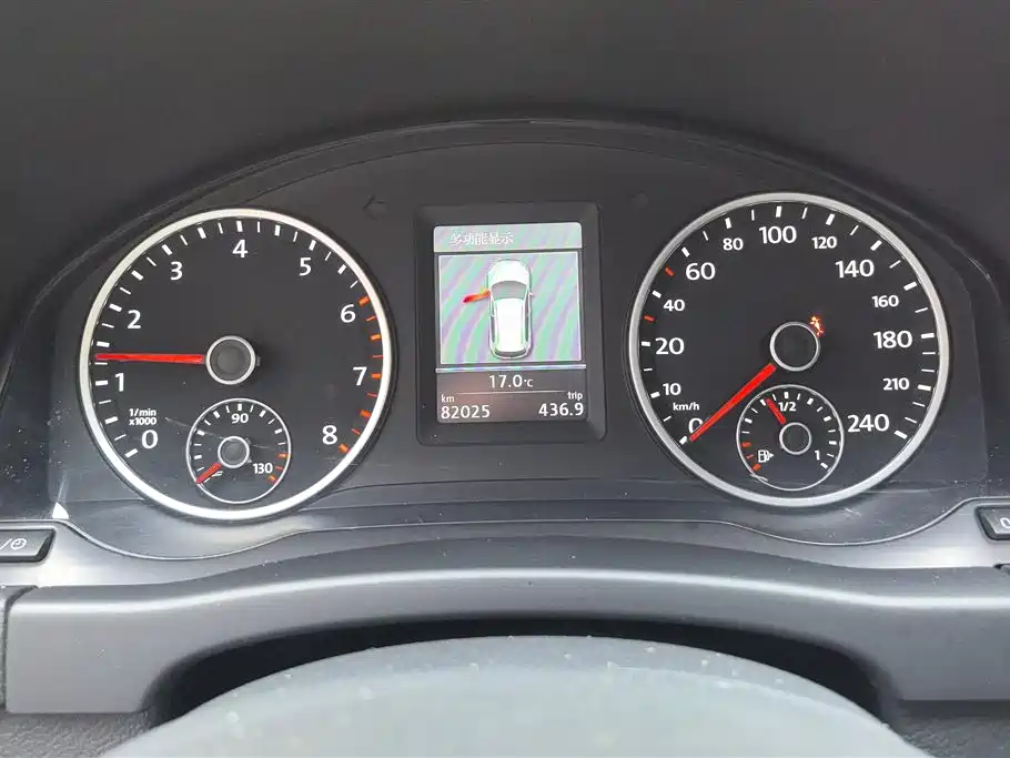 Volkswagen Tiguan 2013 1.8TSI Automatic 2WD Luxury Model фото 14