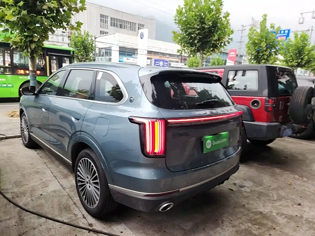 Jetour X70L 2025 2025 2.0T Automatic Flagship 7-Seater
