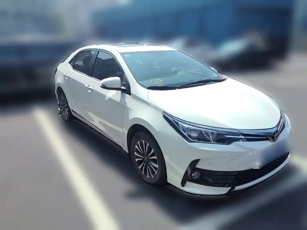 Toyota Corolla 2017 Facelift 1.2T S-CVT GL-i фото 7