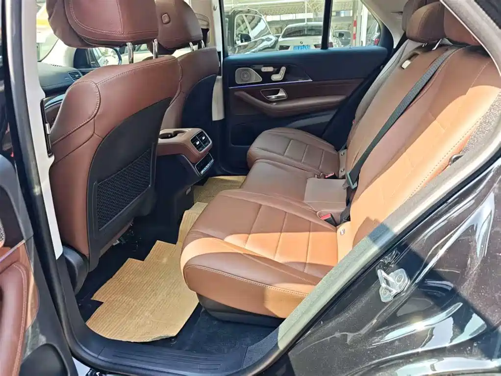 Mercedes-Benz GLE 2025 Facelift GLE 350 4MATIC Fashion Model фото 6