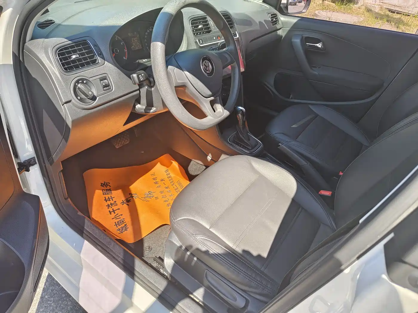 Volkswagen Polo 2018 1.5L Auto Safe Drive фото 10