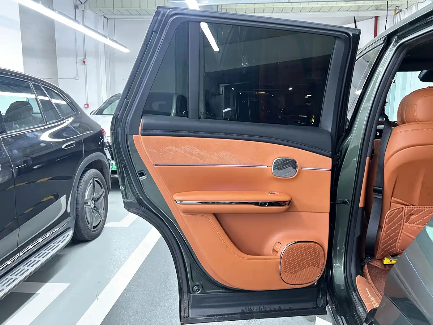صورة 12 - GAC Trumpchi S7