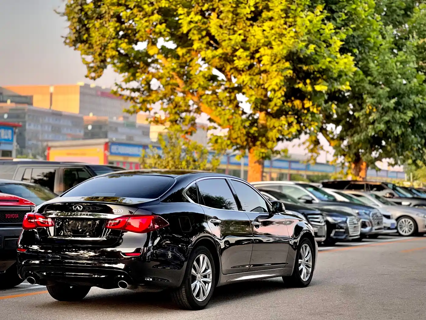 Infiniti Q70 2016 2015 Q70L 2.5L Elite