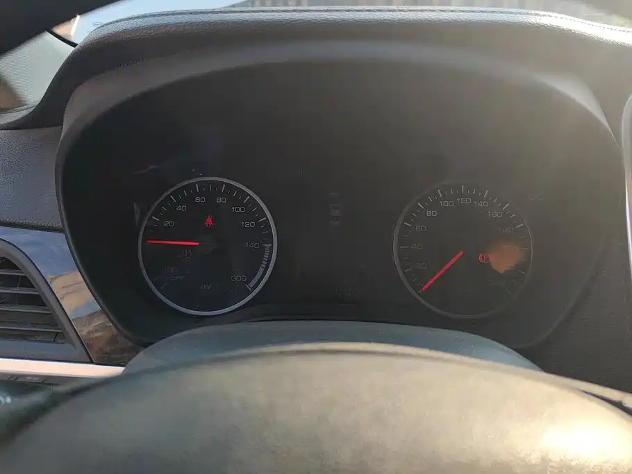 BYD Qin New Energy 2018 2018 1.5T Smart Elite