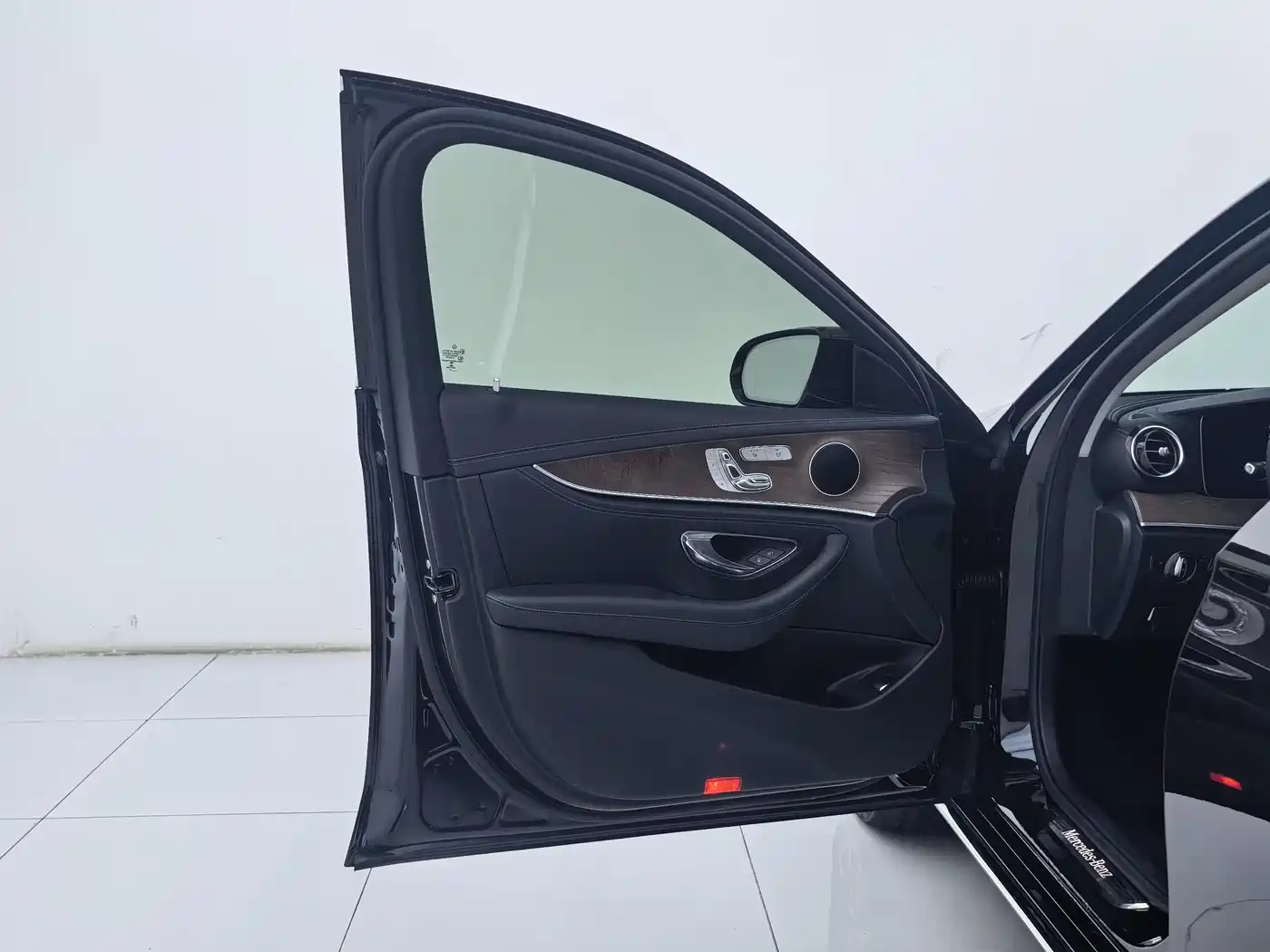 Mercedes-Benz E-Class 2019 Facelift E 300 L Fashion фото 18