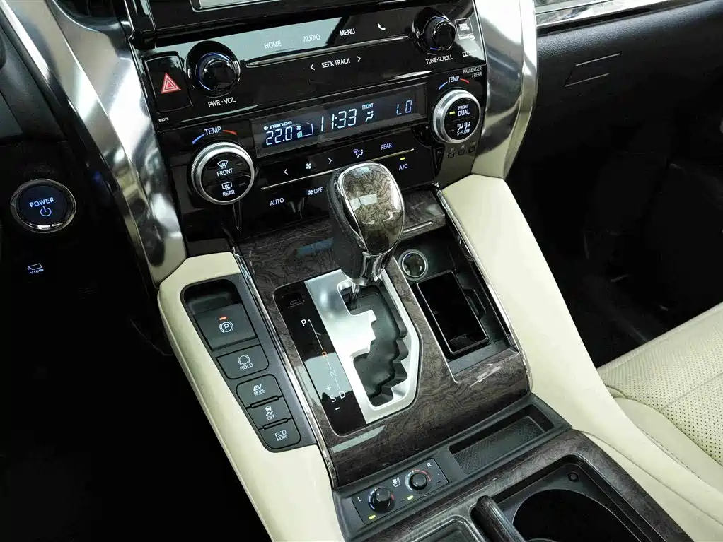Toyota Vellfire 2020 2019 Hybrid 2.5L HV Premium Edition