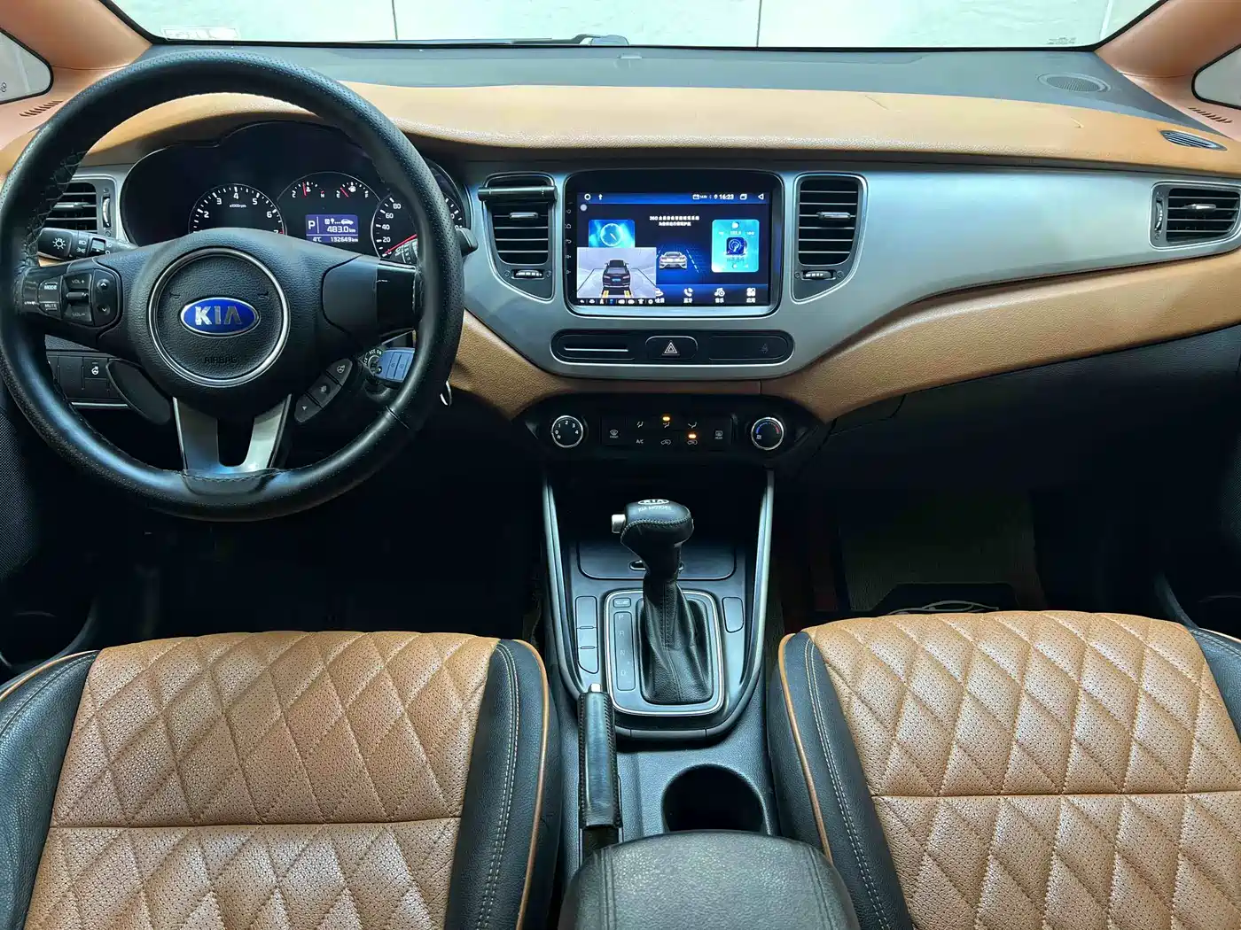 Kia Carens 2013 2.0L 7-seat Auto Standard (China V) фото 4