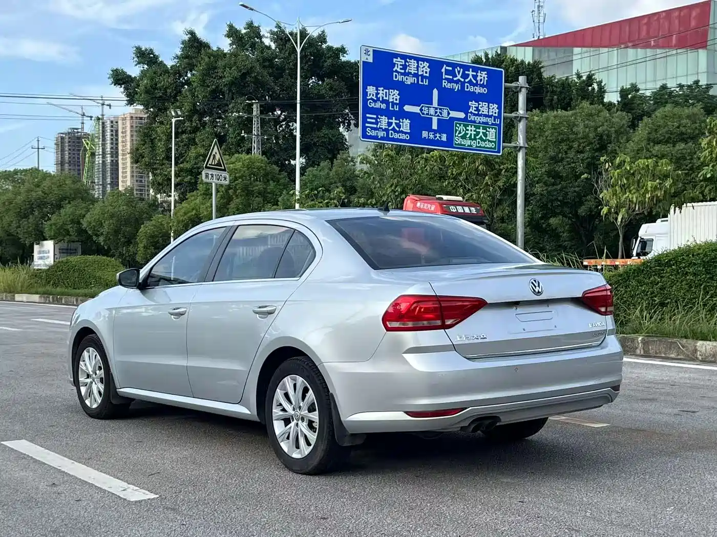 Фото 5 - Volkswagen Lavida