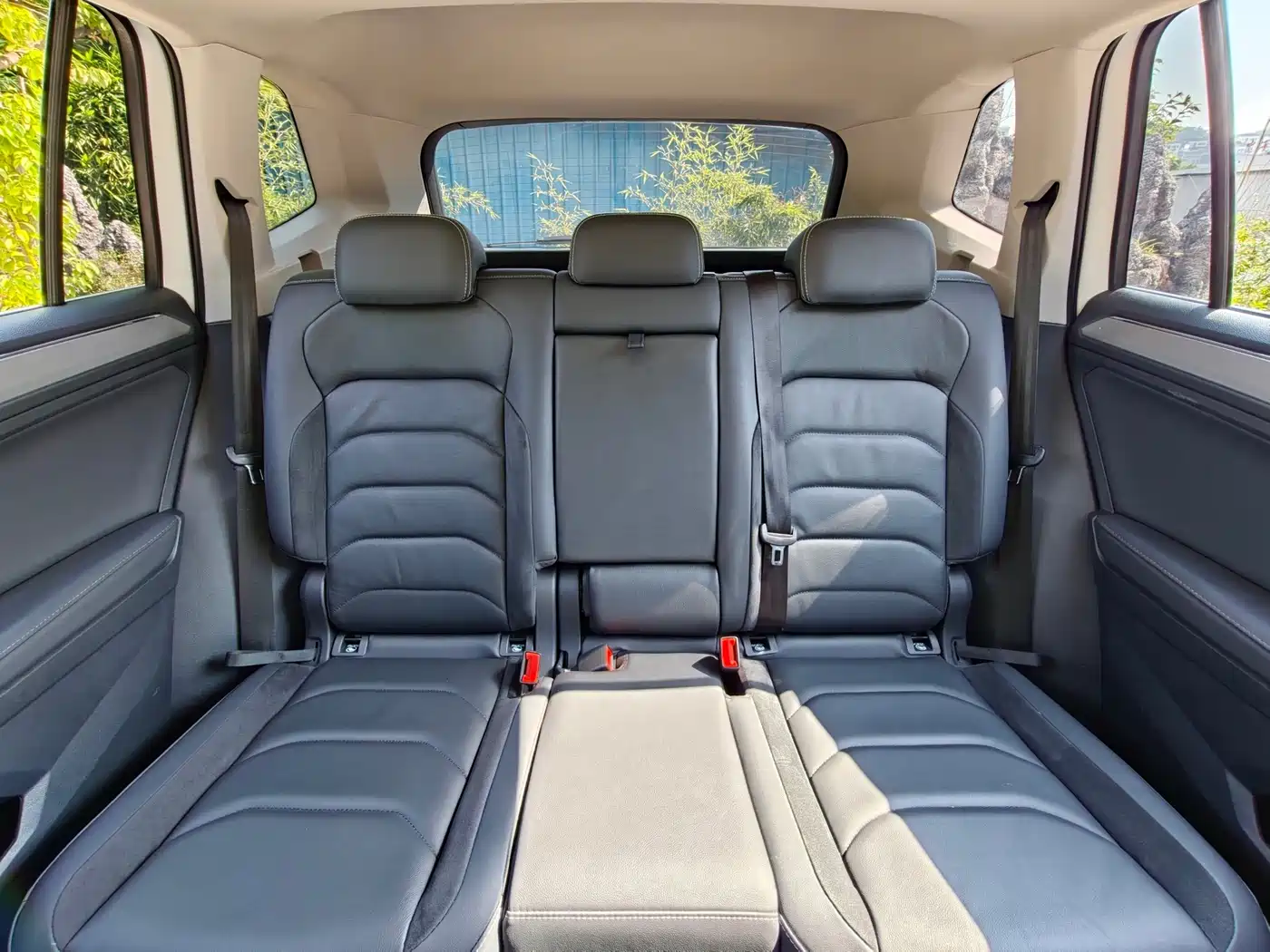 Volkswagen Tiguan L 2017 380TSI Automatic 4WD Luxury Edition фото 22