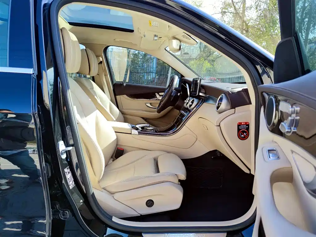 Mercedes-Benz GLC 2019 GLC 260 L 4MATIC Dynamic фото 8