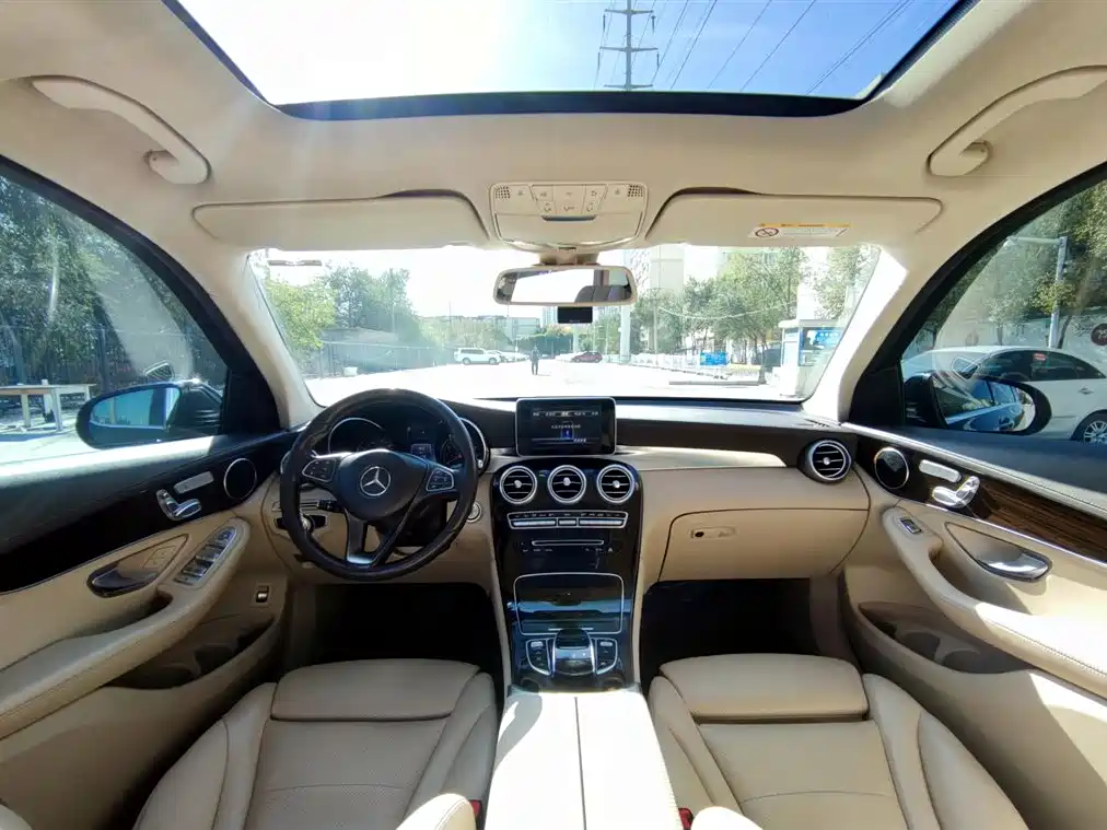 Mercedes-Benz GLC 2019 GLC 260 L 4MATIC Dynamic фото 9