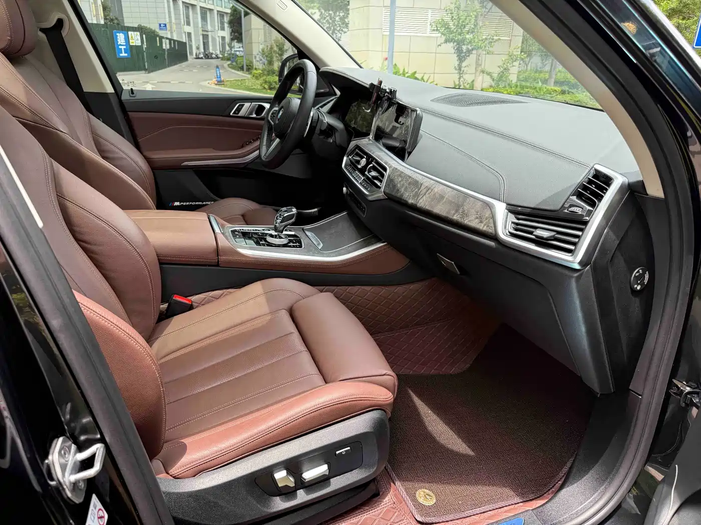 BMW X5 (Import) 2021 xDrive40i M Sport Package фото 37