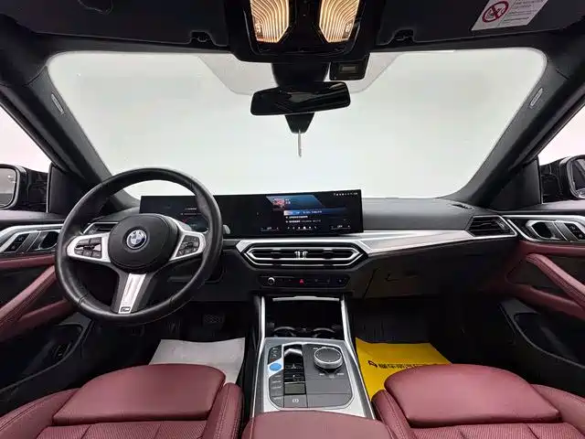 BMW I4