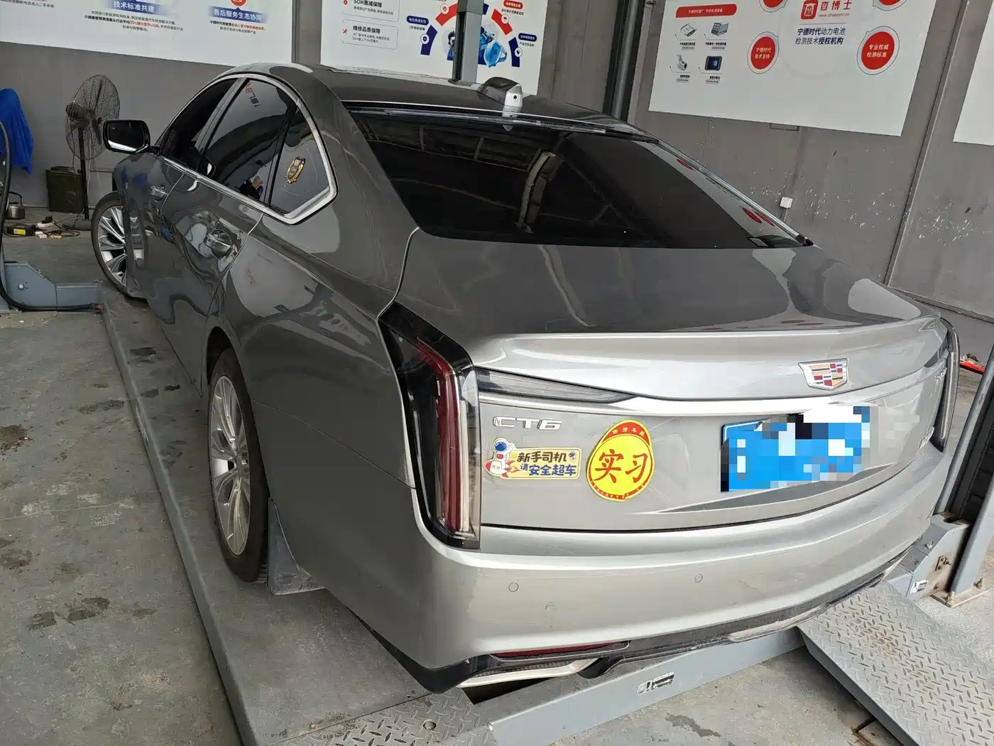 CADILLAC CT6