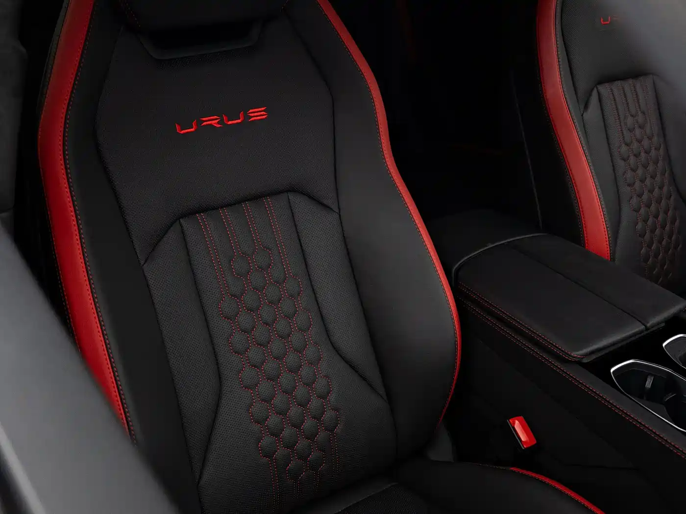 Lamborghini Urus 2024 2023 4.0T V8 S