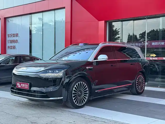 AITO Wenjie AITO M9 2025 Extended Range Ultra 52kWh 6-Seater — фото 1