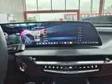 Фото 13 - Cadillac XT5
