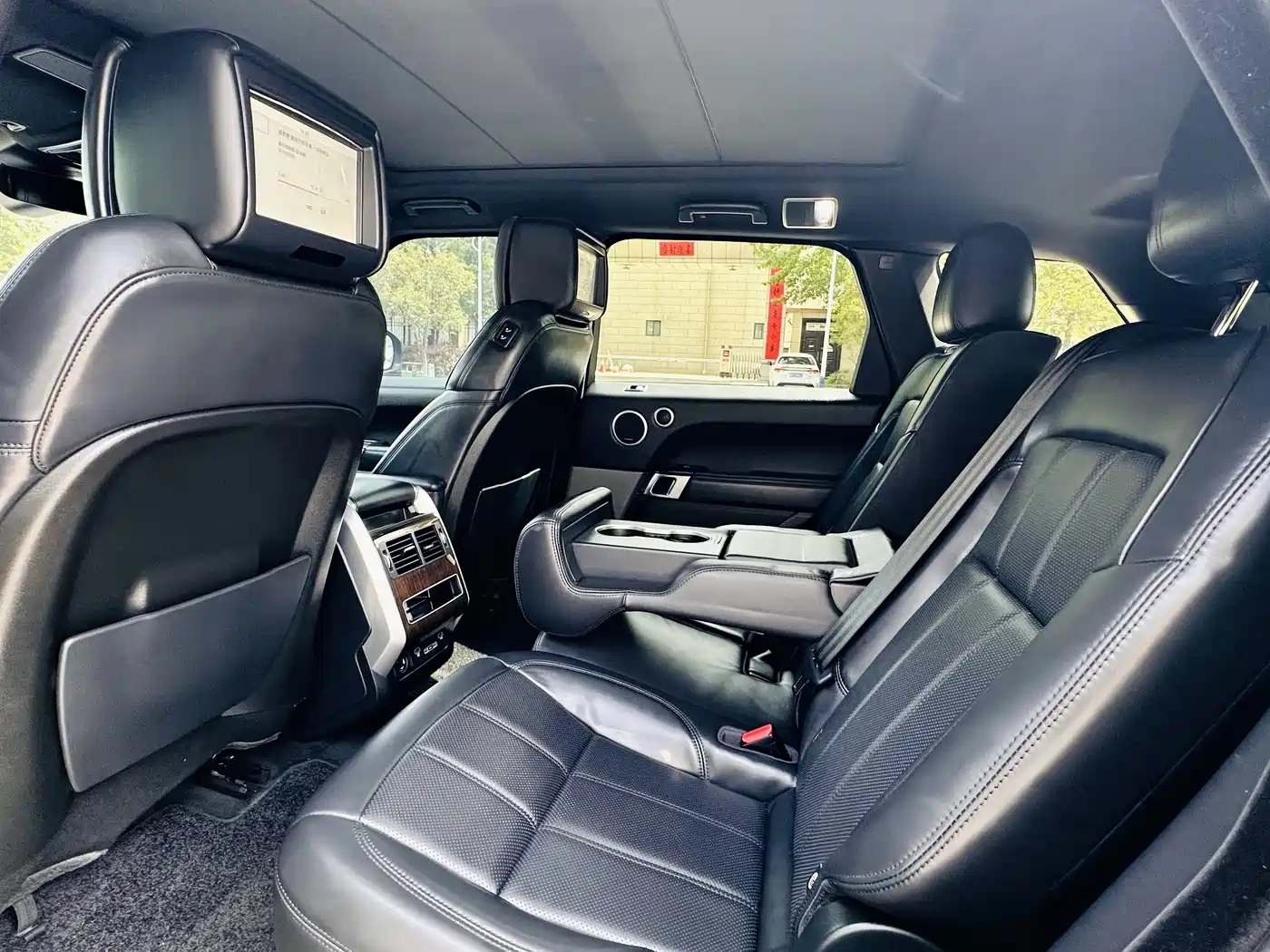 Land Rover Range Rover Sport PHEV 2018 Model P400e фото 11