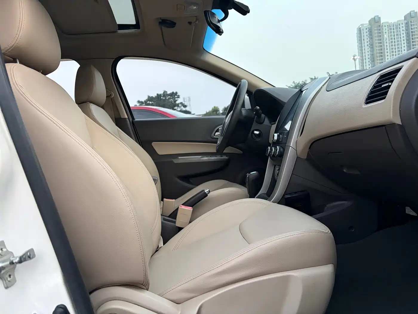 Baojun 630 2012 2012 1.5L DVVT Automatic Comfort